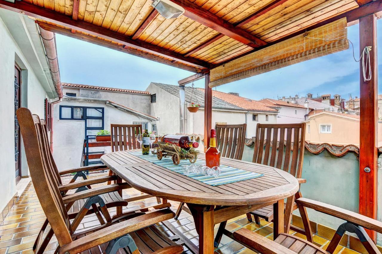 Apartment Adriana Pola Esterno foto