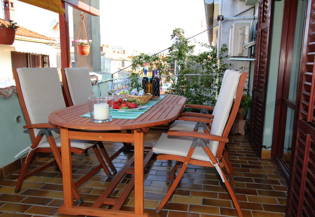 Apartment Adriana Pola Esterno foto