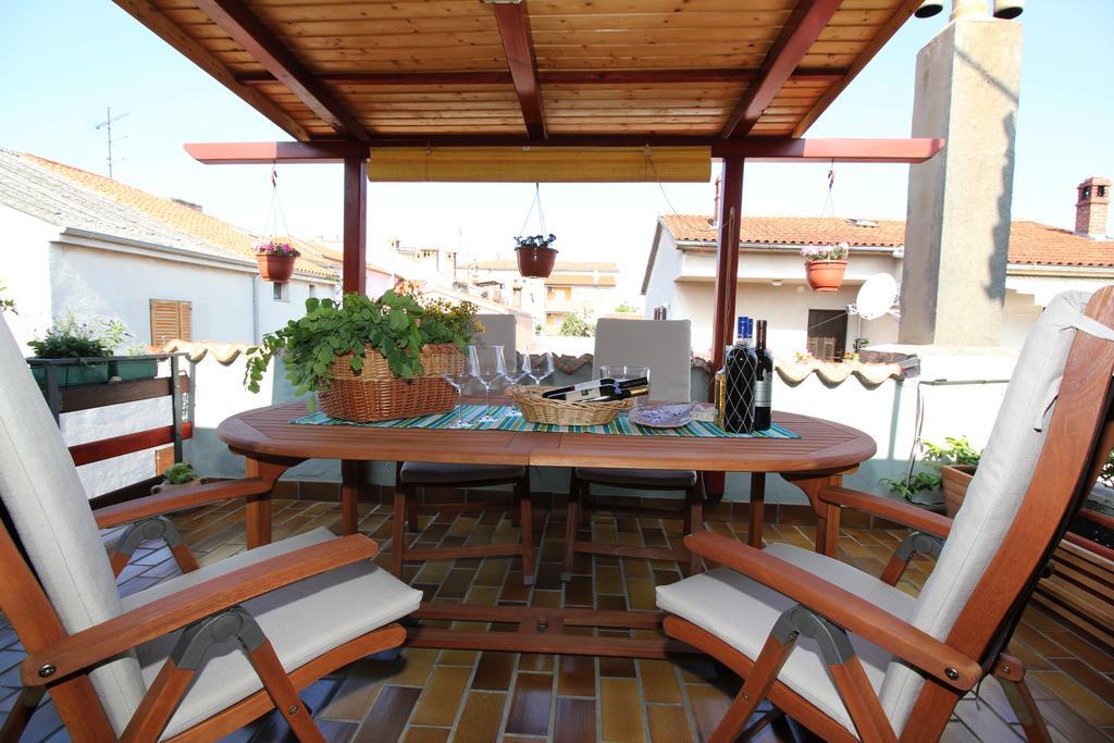 Apartment Adriana Pola Esterno foto